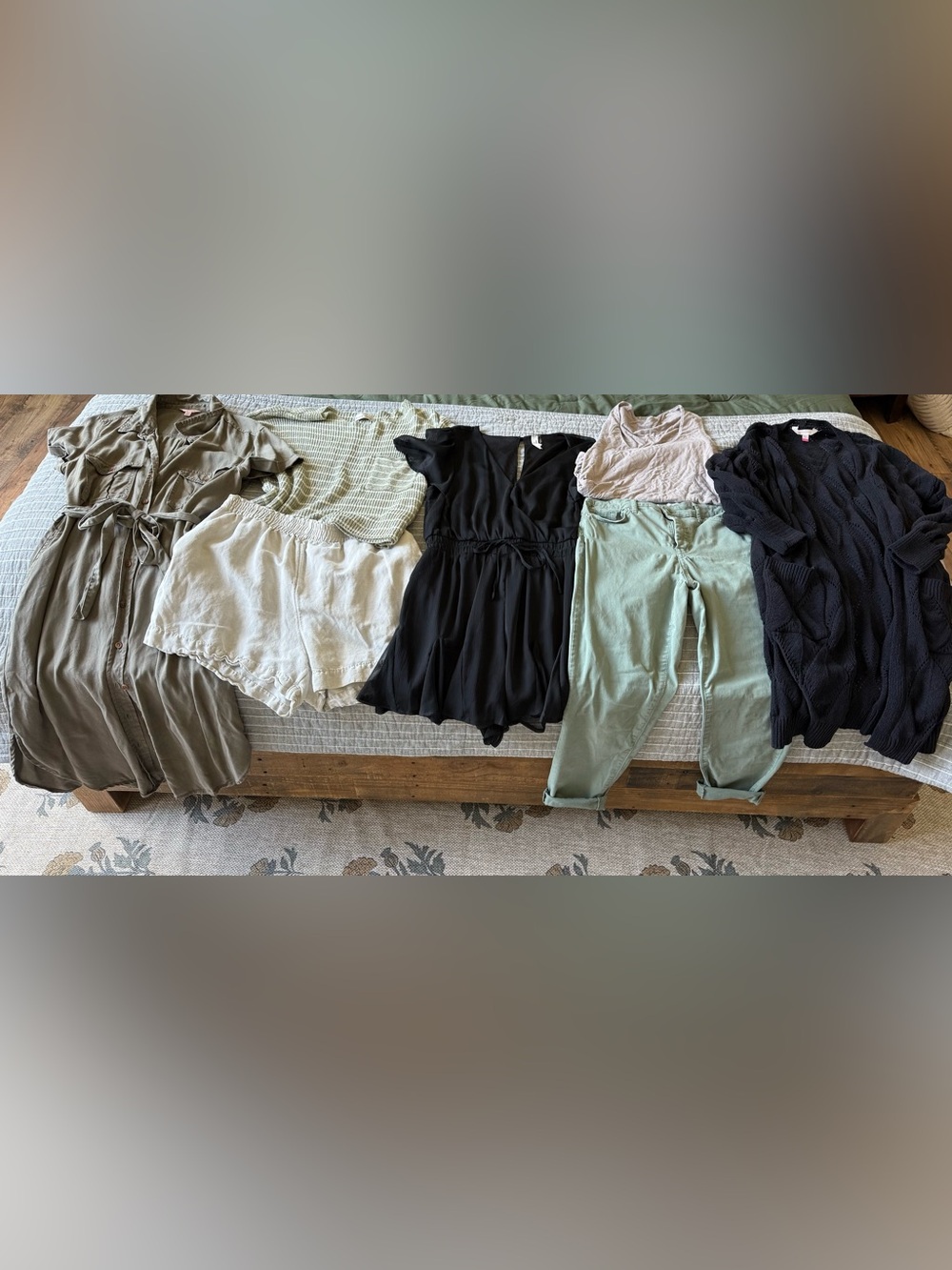 Sz Medium Neutral Fall Capsule Wardrobe